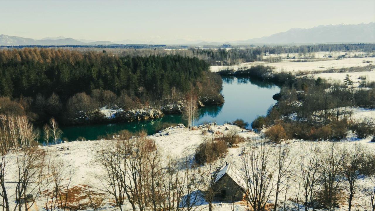 River House Moon Gospic Bagian luar foto