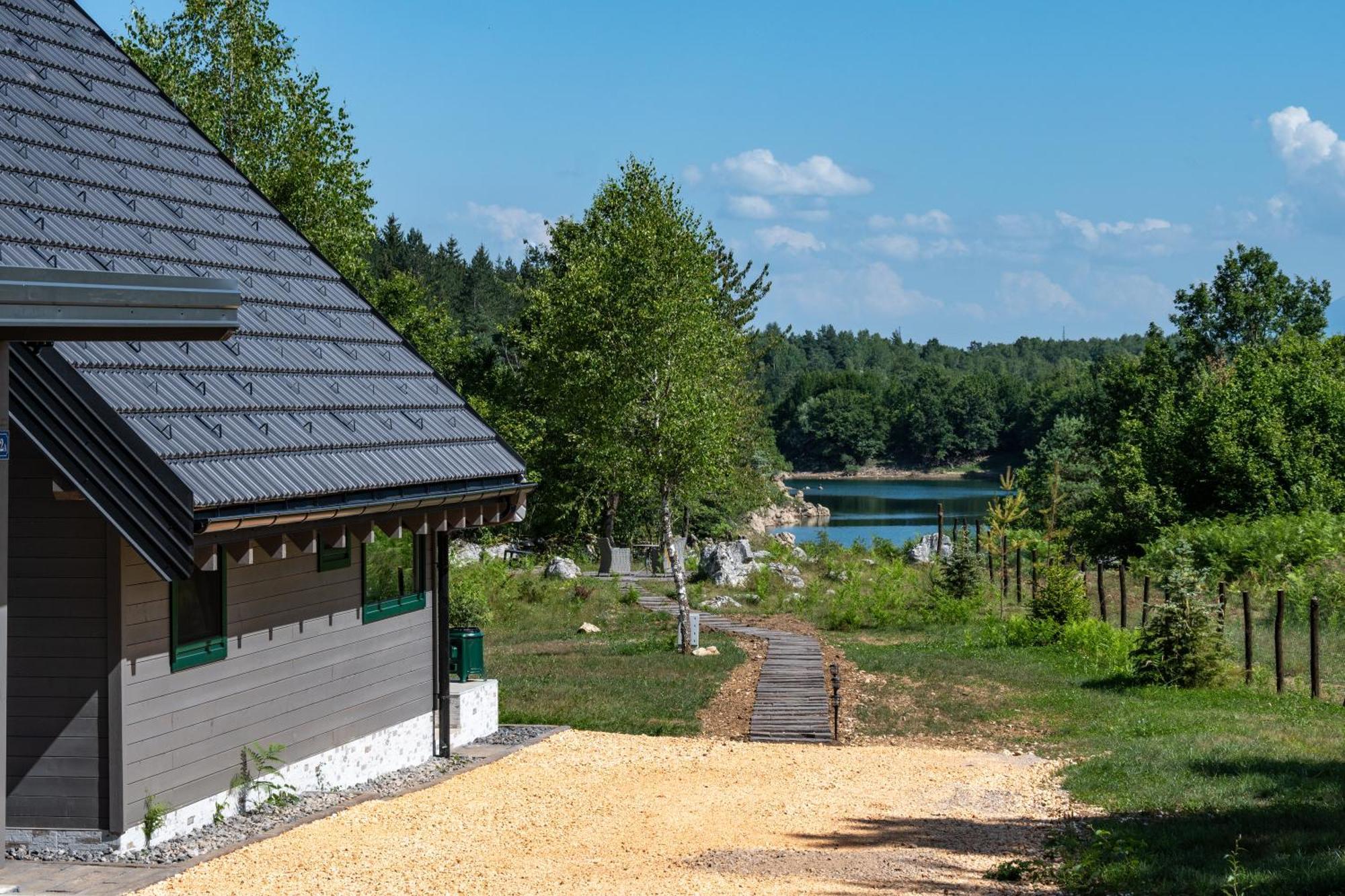 River House Moon Gospic Bagian luar foto